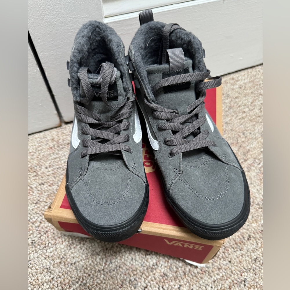 Brand new - size 4, Vans- zippered hi-top suede gray/white sneakers